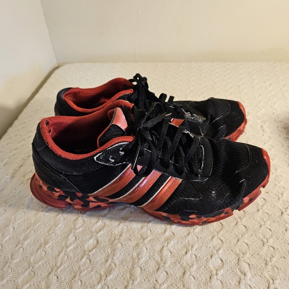 Adidas Red, Black Canvas Sneakers, Red Camo Soles, Men's 8, GUC - Picture 10 of 12